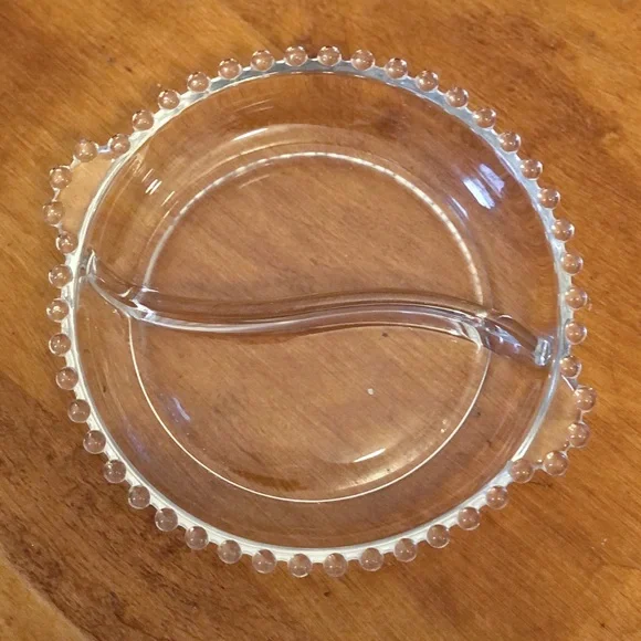 Imperial Glass Candlewick Small Round Divided Relish Dish - Picture 2 of 2